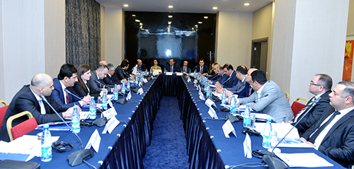 ƏDLİYYƏ AKADEMİYASI HAKİMLƏR, VƏKİLLƏR VƏ DİGƏR HÜQUQŞÜNASLAR ÜÇÜN TƏLİMLƏR KEÇİRİB