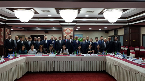 NAXÇIVAN MUXTAR RESPUBLİKASI VƏKİLLƏR KOLLEGİYASININ ÜZVLƏRİ ÜÇÜN NAXÇIVAN ŞƏHƏRİNDƏ TƏLİM KEÇİRİLİB