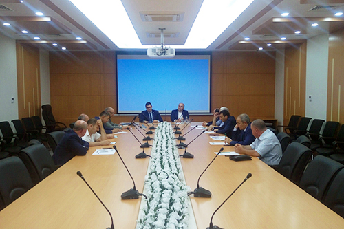 HAKİMLƏR ÜÇÜN İXTİSASARTIRMA KURSU KEÇİRİLİB