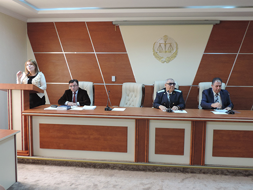 BƏLƏDİYYƏ ÜZVLƏRİ VƏ BƏLƏDİYYƏ QULLUQÇULARI ÜÇÜN NÖVBƏTİ TƏDRİS KURSU TƏŞKİL EDİLMİŞDİR