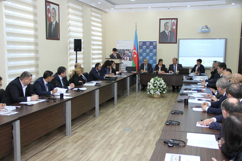 DÜNYA BANKININ BEYNƏLXALQ MALİYYƏ KORPORASİYASI İLƏ BİRGƏ HAKİMLƏR ÜÇÜN TƏLİM KEÇİRİLİB