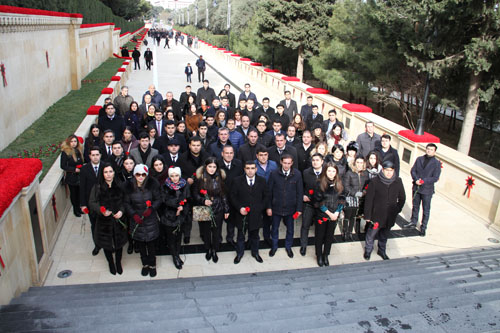 ƏDLİYYƏ AKADEMİYASINDA 20 YANVAR FACİƏSİNİN 29-CU İLDÖNÜMÜ İLƏ BAĞLI TƏDBİR KEÇİRİLİB