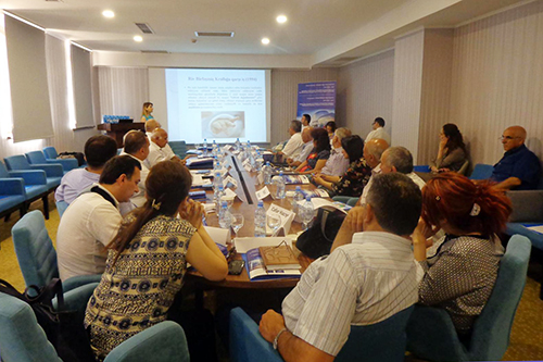 GƏNCƏ  ŞƏHƏRİNDƏ VƏKİLLƏR ÜÇÜN TƏLİM KEÇİRİLİB