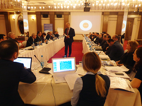 ƏDLİYYƏ AKADEMİYASI VƏKİLLƏR ÜÇÜN TƏLİM KEÇİRİB