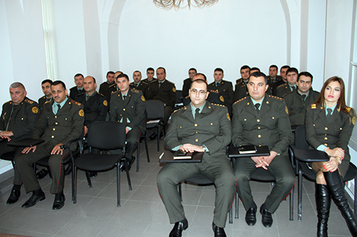 PENİTENSİAR XİDMƏTİN ƏMƏKDAŞLARI ÜÇÜN TƏLİMLƏR KEÇİRİLİB