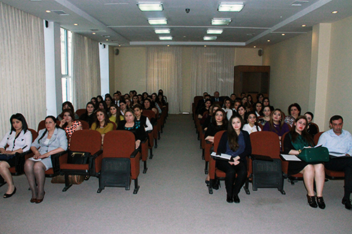 RAYON (ŞƏHƏR) QEYDİYYAT ŞÖBƏLƏRİNİN VƏ NİKAH EVLƏRİNİN ƏMƏKDAŞLARI ÜÇÜN “KORRUPSİYAYA QARŞI MÜBARİZƏ” MÖVZUSUNDA ARDICIL TƏLİMLƏR HƏYATA KEÇİRİLİR