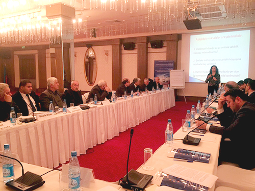 ƏDLİYYƏ AKADEMİYASI VƏKİLLƏR ÜÇÜN TƏLİM KEÇİRİB