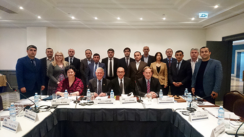 ƏDLİYYƏ AKADEMİYASI VƏ ABŞ-IN AZƏRBAYCANDAKI SƏFİRLİYİNİN BİRGƏ TƏŞKİLATÇILIĞI İLƏ HAKİMLƏR ÜÇÜN “ƏQLİ MÜLKİYYƏT HÜQUQLARI ÜZRƏ MƏHKƏMƏ DİALOQU” MÖVZUSUNDA SEMİNAR KEÇİRİLMİŞDİR