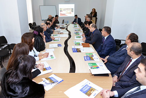 “MƏHKƏMƏLƏRDƏ İDARƏETMƏNİN SƏMƏRƏLİLİYİNİN ARTIRILMASI” MÖVZUSUNDA HAKİMLƏR ÜÇÜN TƏDRİS KURSU KEÇİRİLMİŞDİR