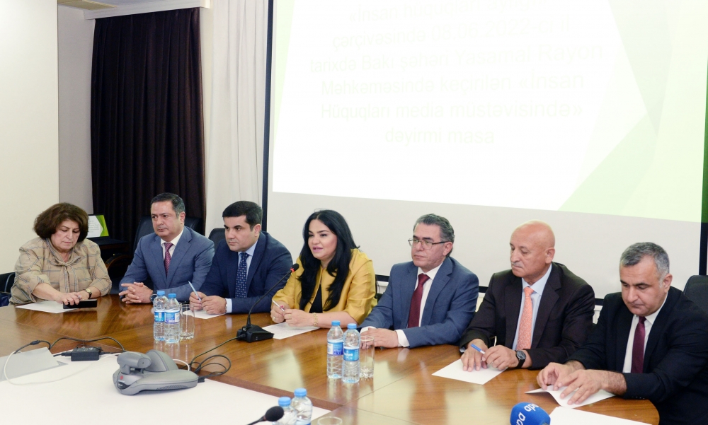 “İnsan Hüquqlarının Qorunması Media Müstəvisində” Mövzusunda Dəyirmi Masa Keçirilib