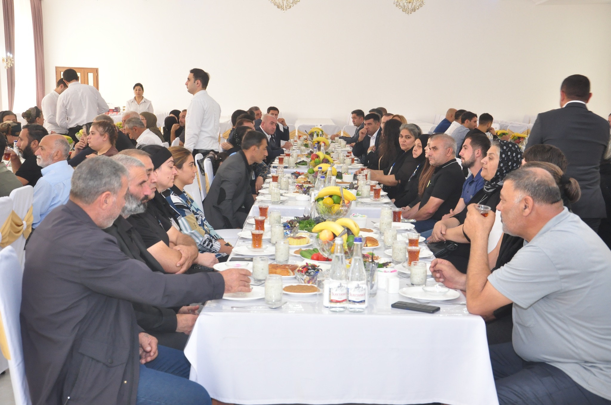 Bələdiyyələr tərəfindən şəhid ailələri və müharibə iştirakçılarına göstərilən qayğı “Anım günü” münasibəti ilə də davam etdirilmişdir