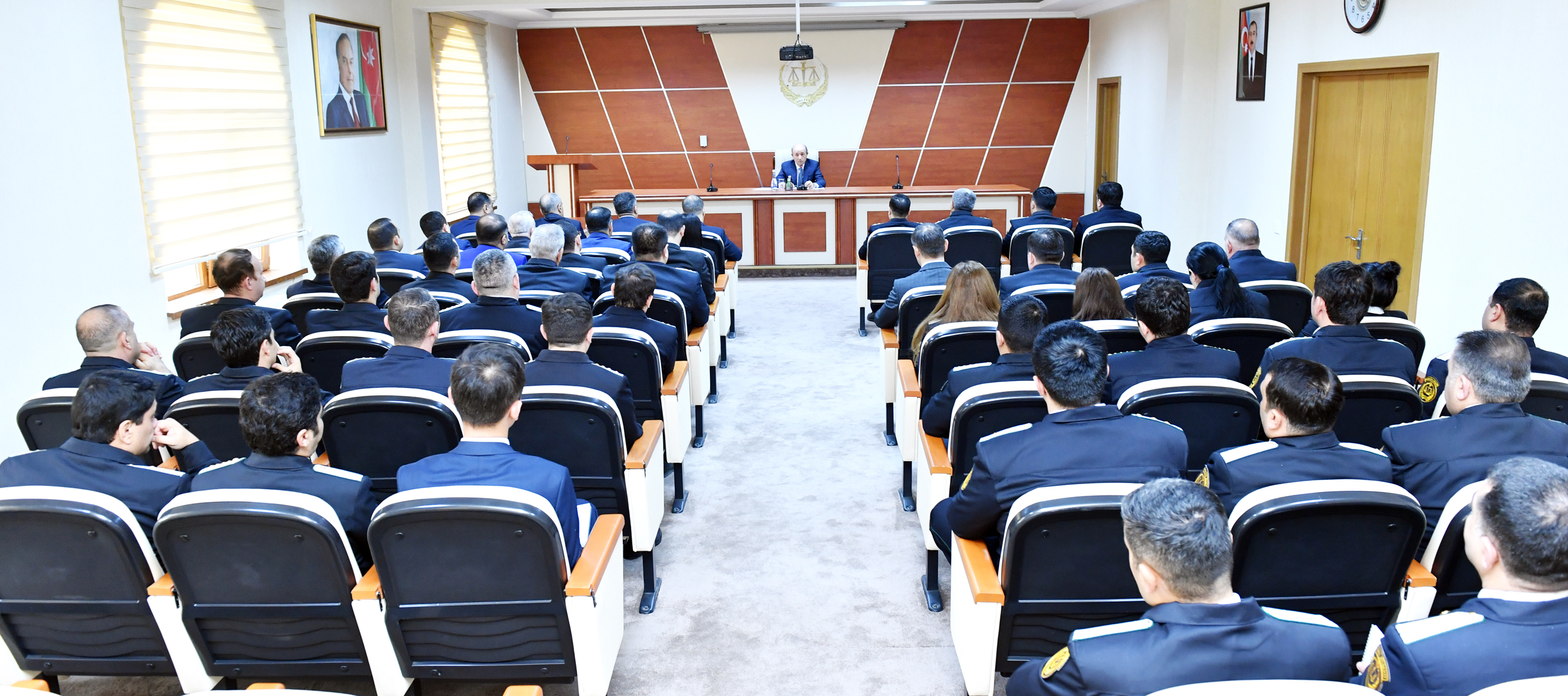 Ədliyyə Fəaliyyətinin Əsasında Vətəndaş Məmnunluğu Dayanır