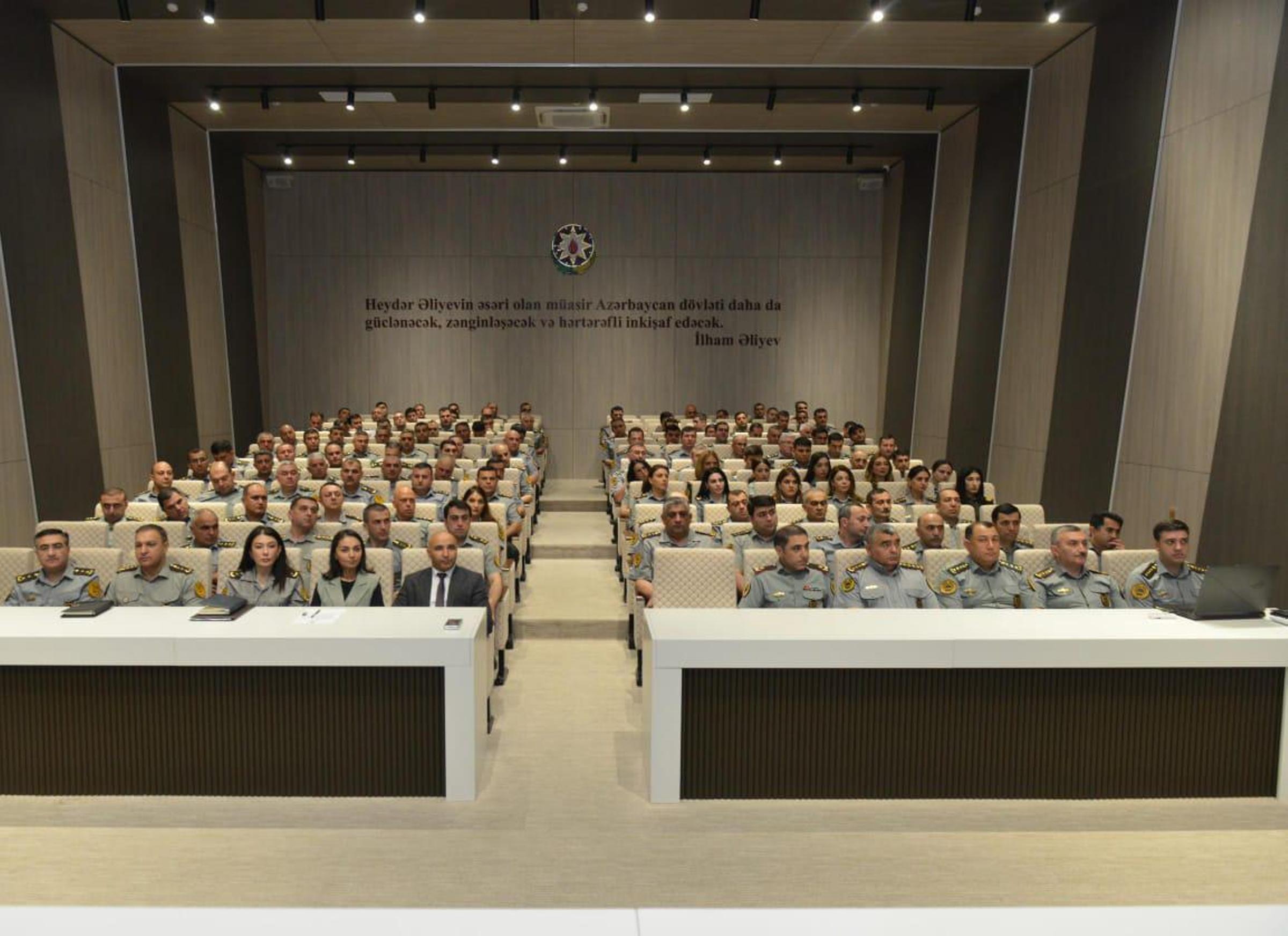 Əməkdaşlar üçün korrupsiyaya qarşi mübarizə mövzusunda məşğələ təşkil olunub